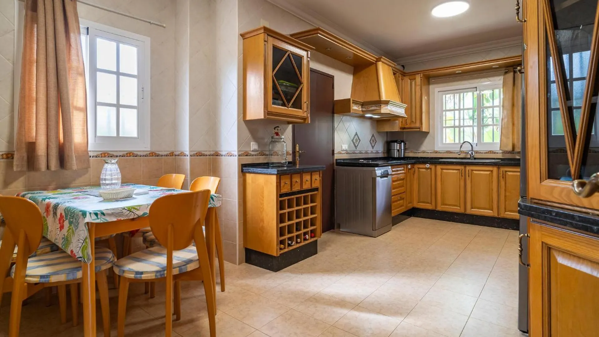 4 Bedroom Amazing Home In Rincon De La Victoria Holiday home