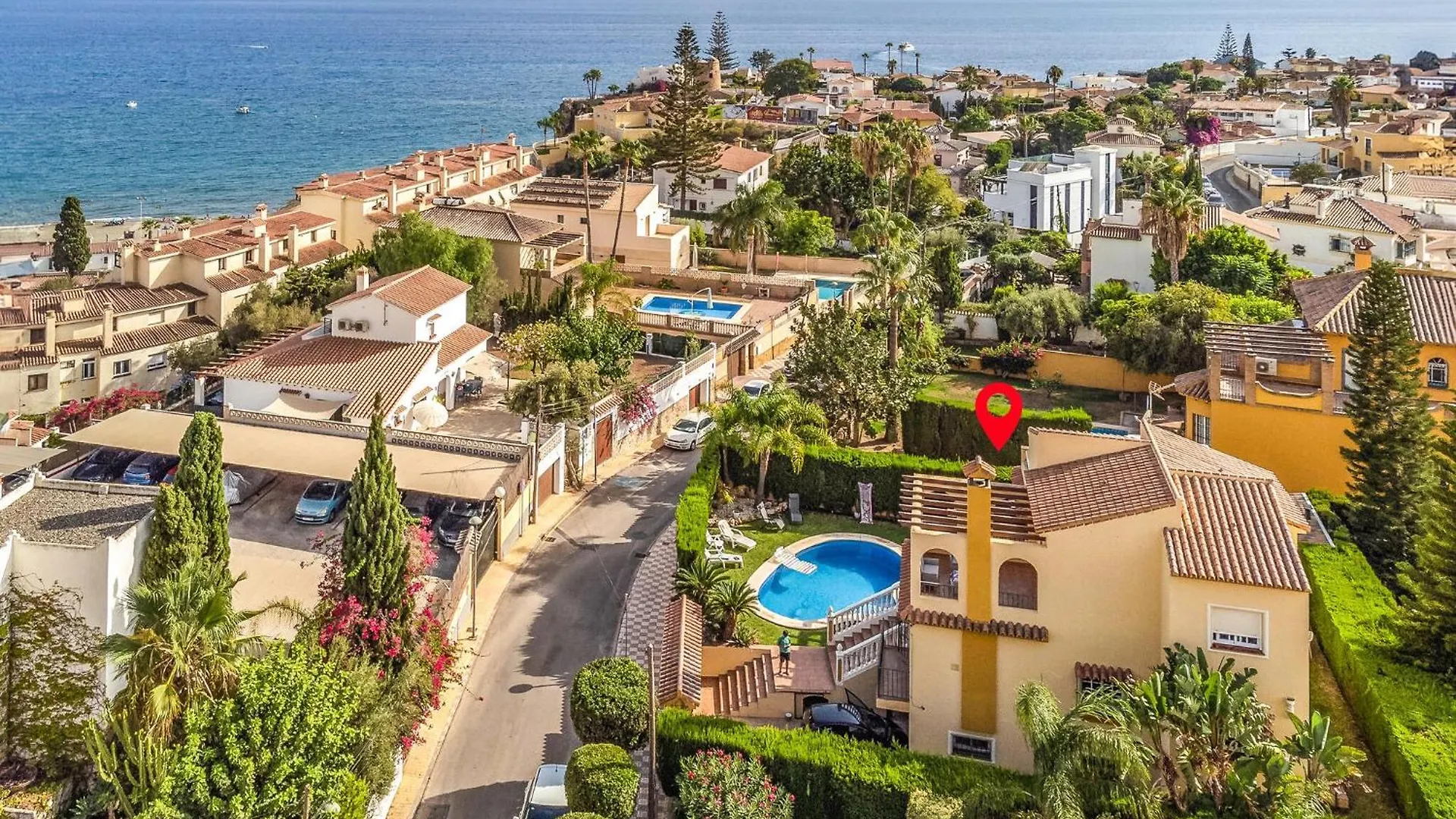 4 Bedroom Amazing Home In Rincon De La Victoria 0*,